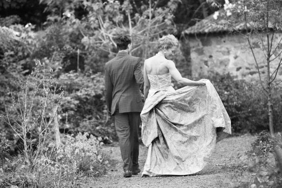 ウェディングドレスのトレンドを振り返る展覧会、英マンチェスターで開催