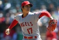 18MLB、オークランド・アスレチックス対ロサンゼルス・エンゼルス。先発登板するロサンゼルス・エンゼルスの大谷翔平（2018年4月1日撮影）。(c)Thearon W. Henderson/Getty Images/AFP