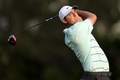 男子ゴルフの今季メジャー第3戦、全米オープン選手権3日目。18番のティーショットを打つスコッティ・シェフラー（2023年6月17日撮影）。(c)Ezra Shaw/Getty Images/AFP