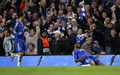 前半33分に先制ゴールを決めて歓喜するチェルシーのディディエ・ドログバ（%%Didier Drogba%%）。（2008年4月30日撮影）(c)AFP/ADRIAN DENNIS