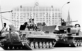 ロシア・モスクワ（Moscow）で発生したクーデターで、ロシア大統領府前の戦車に座る兵士（1991年8月19日撮影）。(c)AFP/ALEXANDER NEMENOV

&lt;a href=&quot;http://www.afpbb.com/article/war-unrest/2820297/7643483&quot;&gt;&lt;b&gt;記事本文を読む&lt;/b&gt;&lt;/a&gt;