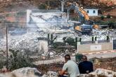 イスラエル兵、パレスチナ人の額に油性ペンで識別番号