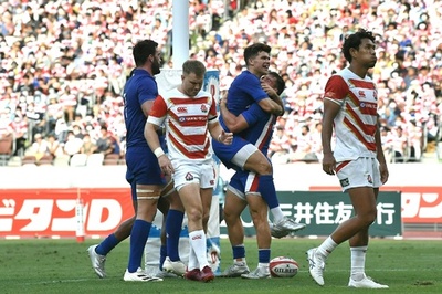 ラグビー日本代表、フランスに惜敗 接戦の末に逆転負け