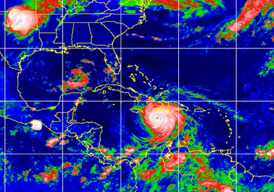 ハリケーン「ディーン」、カテゴリー5に成長の可能性も
