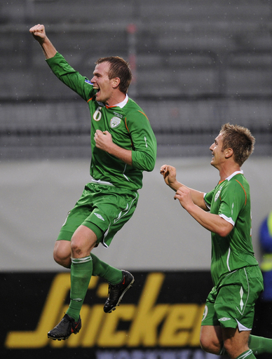 アイルランド グルジアを破り白星スタート