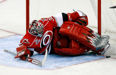 ハリケーンズ パイレーツを降しシーズン初白星