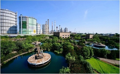 進む中国の工業排水リサイクル 都市の下水も再利用