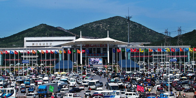 中古車ECの顧客獲得合戦激化 広告やクーポン連発、利益になりづらく