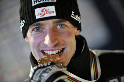 ロイツルが引退表明、五輪団体金メダリスト