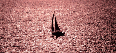 茜色に染まるチリの港町