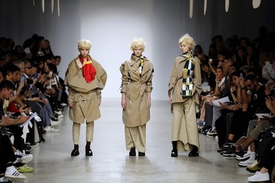 「アンリアレイジ」20年春夏