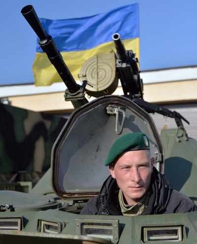 ウクライナ大統領、ドネツク州知事を更迭 後任は強硬な軍出身者