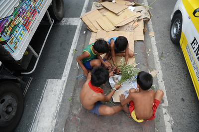 「明日を生きるために」