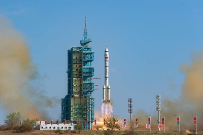 神舟20号有人宇宙船の打ち上げ成功・中国