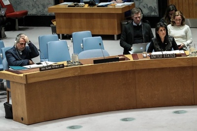 イラン反政府デモで安保理会合、米ロ対立 イランは「茶番」