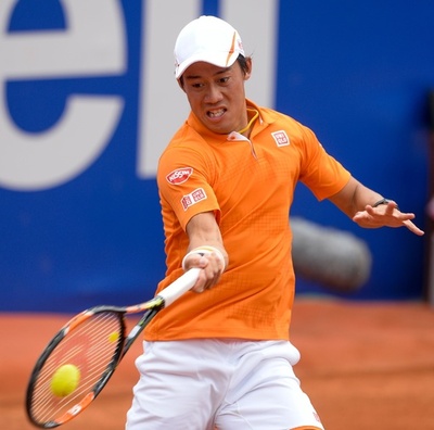 錦織がストレート勝利で4強、準決勝はペールと対戦 バルセロナ・オープン