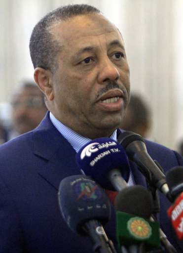 リビア首相、生放送中に辞意表明