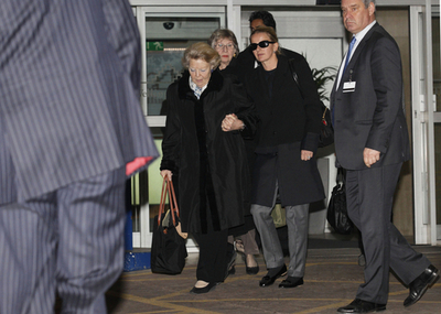 雪崩で重体のオランダ王子、ロンドンの病院へ