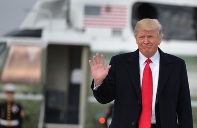 トランプ大統領、ルーブル美術館襲撃受け「米国は賢くなるべき」