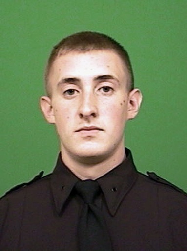 頭を撃たれた警察官が死亡、米ニューヨーク