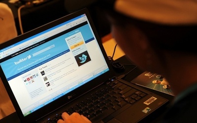 ツイッターでパスワード・リセット騒動、原因は「手違い」