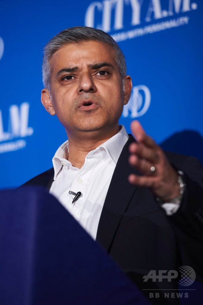 ロンドン市長選の労働党候補をISと絡め攻撃、英首相発言が物議