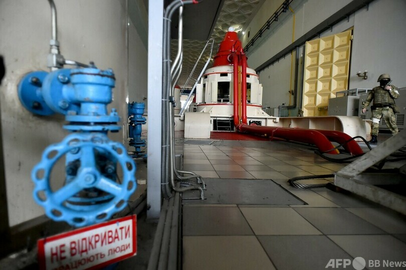 ロシア軍、ウクライナ南部のダムに爆発物 ゼレンスキー氏「破壊されれば大惨事」