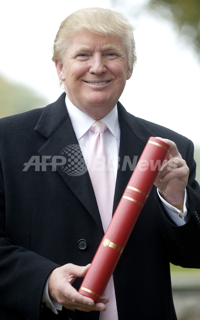 不動産王トランプ氏、2012米大統領選出馬に意欲 不動産王トランプ氏、2012米大統領選出馬に意欲
