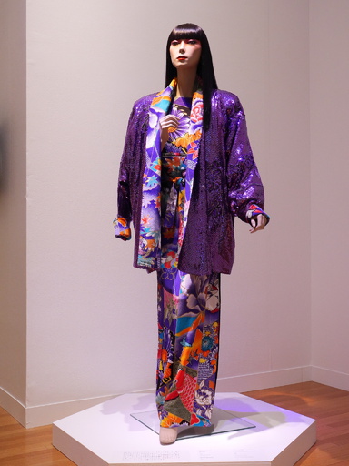 【新品】展覧会「山口小夜子 未来を着る人」 東京都現代美術館 山口小夜子 未来を着る人 :東京都現代美術館 | 河出書房新社