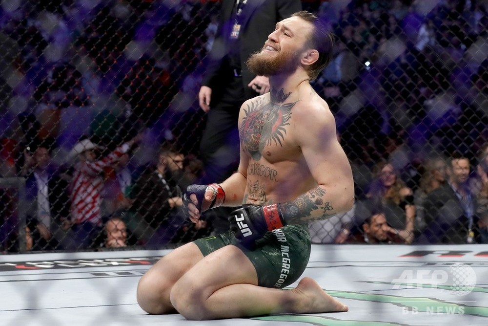 マクレガー Ufc復帰戦で40秒tko勝ち 写真8枚 国際ニュース Afpbb News