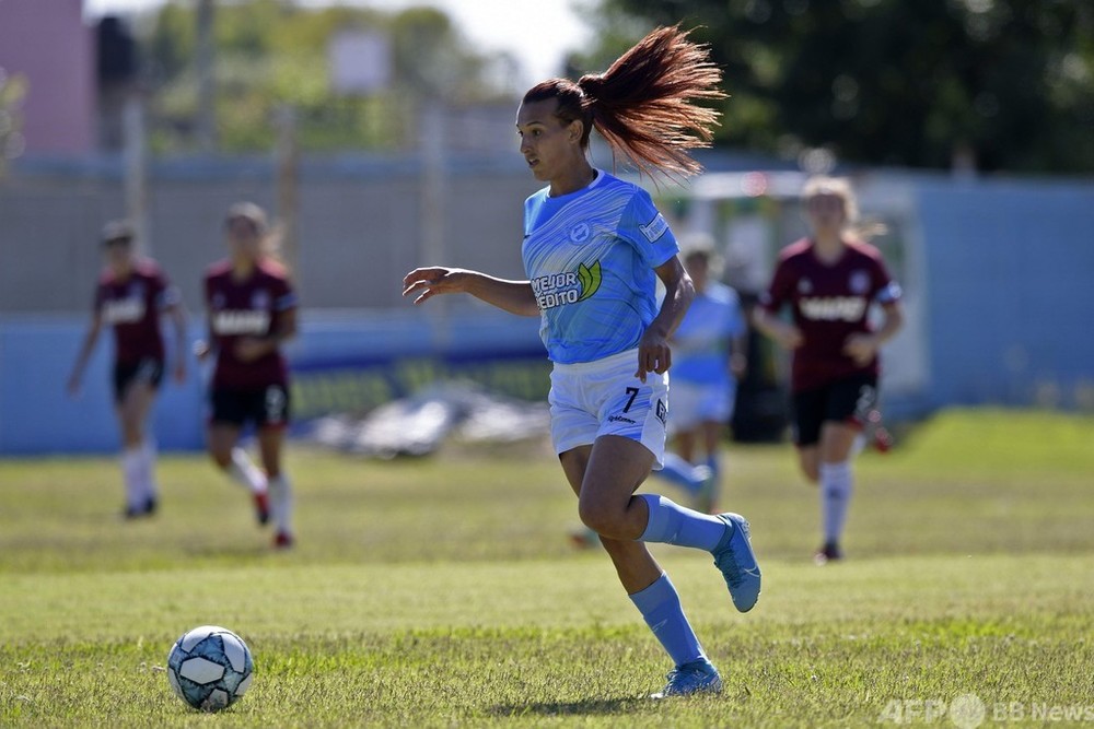 トランスジェンダー初の女子サッカー選手 アルゼンチン1部でデビュー 写真9枚 国際ニュース Afpbb News