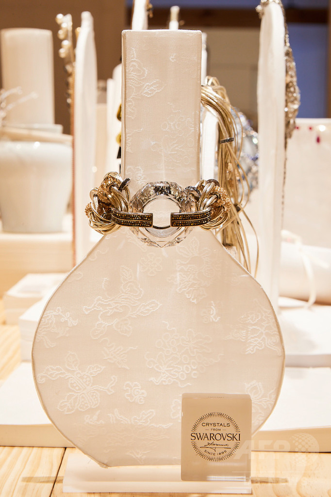 スワロフスキー®･クリスタルで輝く作品が一堂に、ソウルで展覧会