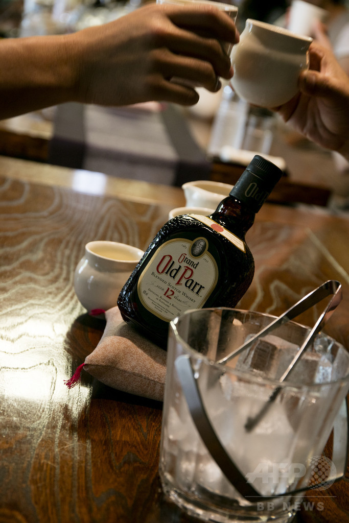 OLD PARRと江戸小紋がコラボ、日本の伝統工芸を現代に継承する若手に期待