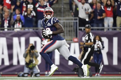 ペイトリオッツがブレイディの活躍で白星発進、チーフスも勝利