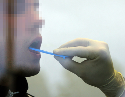 燃え尽き症候群、簡単な唾液テストで判定可能 研究