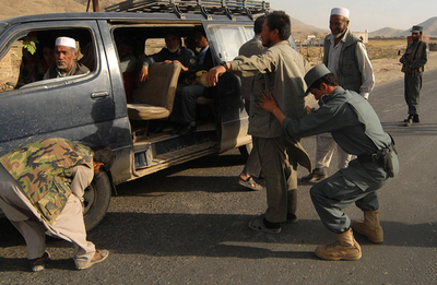 アフガニスタンの韓国人拉致、タリバンが新たに人質1人の殺害を発表