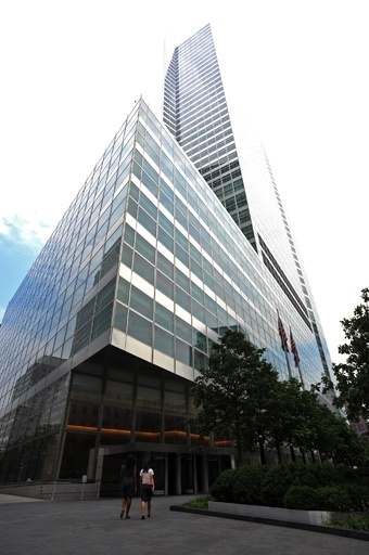 マレーシア政府系ファンド不正事件、ゴールドマン子会社など刑事訴追