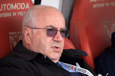 人種差別発言のタベッキオ氏、伊サッカー連盟の新会長に