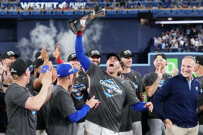 ブルージェイズがワールドシリーズ進出 ドジャースと激突へ