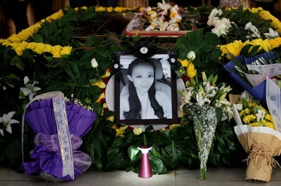 おなかの子を守るためにがん治療断念、中国司会者の死に賛否