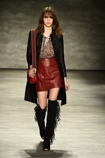 パティ・スミスの回顧録『ジャスト・キッズ』に影響、「レベッカ ミンコフ」15/16年秋冬