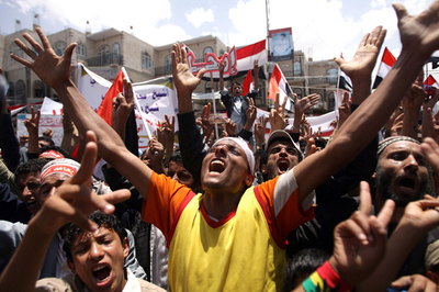 イエメン大統領、｢平和的な権力移譲の用意ある｣