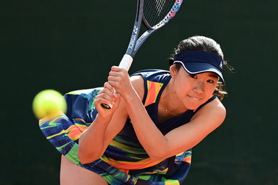 日比野は全仏2回戦敗退、シード選手にストレート負け