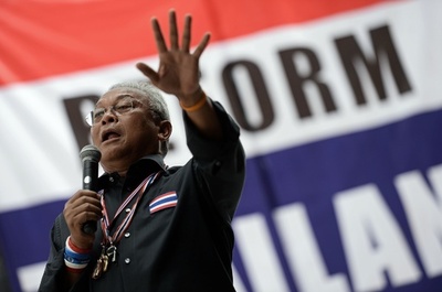 タイ反政府派、バンコクの占拠地をルンピニ公園に集約