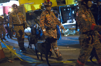 バスが谷に転落、37人死亡 マレーシア史上最悪の交通事故