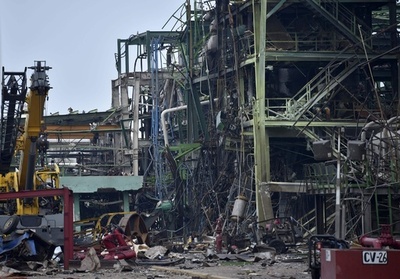 メキシコ石油施設の爆発、死者24人に