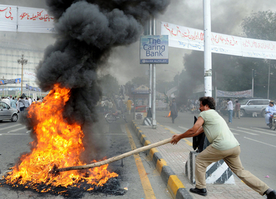 シャリフ元首相の出馬認められず補選延期