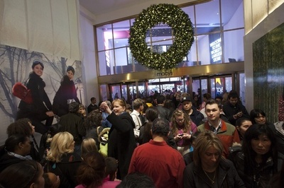 米で年末商戦始まる、今年は大手が「フライング」