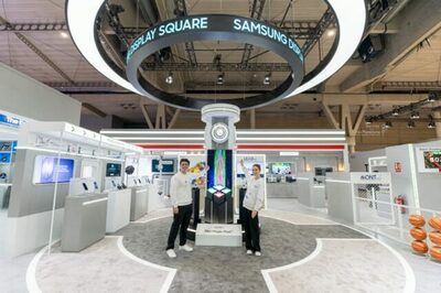 横から見えないスマホ画面…韓国・サムスンディスプレイがMWC26で新技術を披露