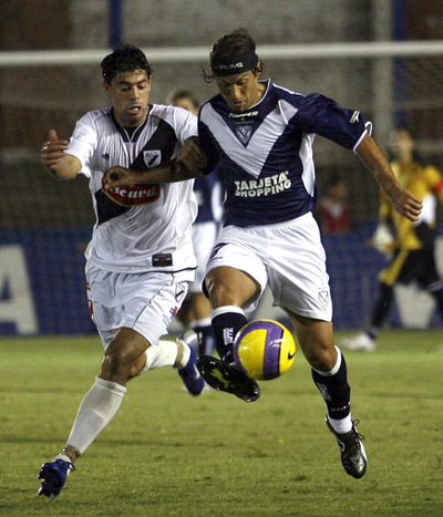 ＜サッカー 07リベルタドーレス杯南米選手権＞ベレス・サルスフェルド 2試合合計5-1でダヌビオを撃破 - ウルグアイ